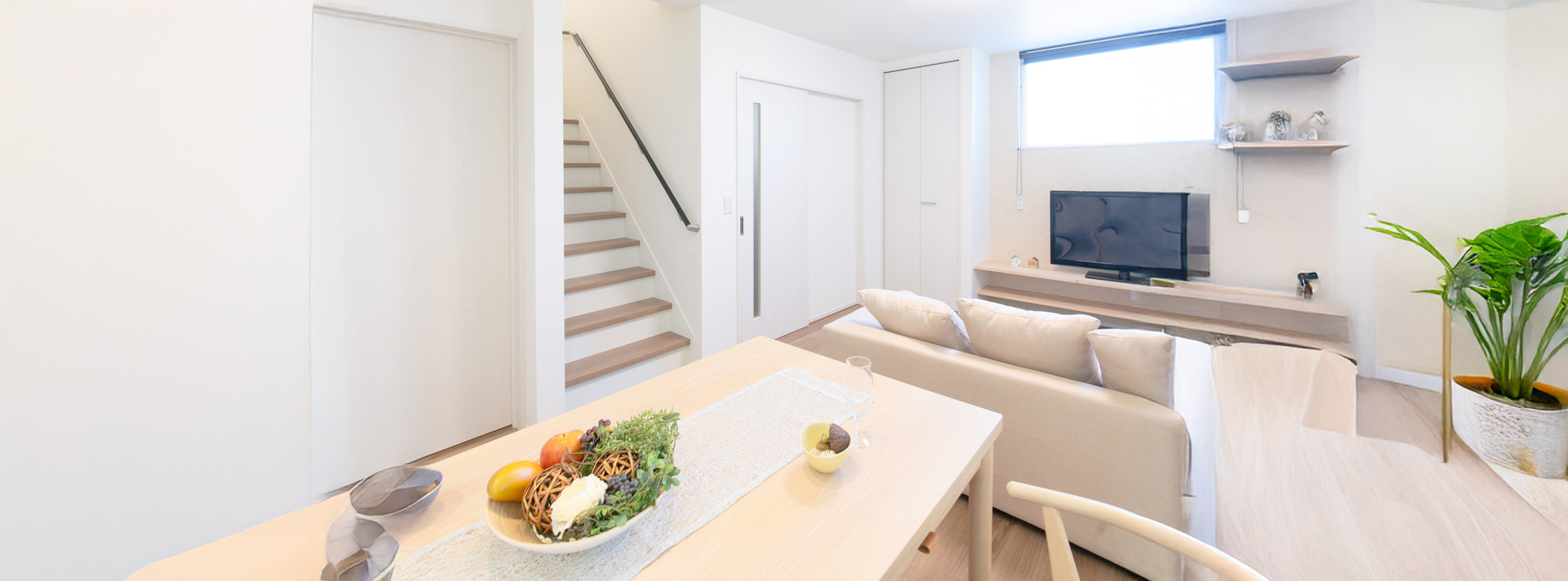 コンパクトサイズで家事導線がすっきりまとまったお家