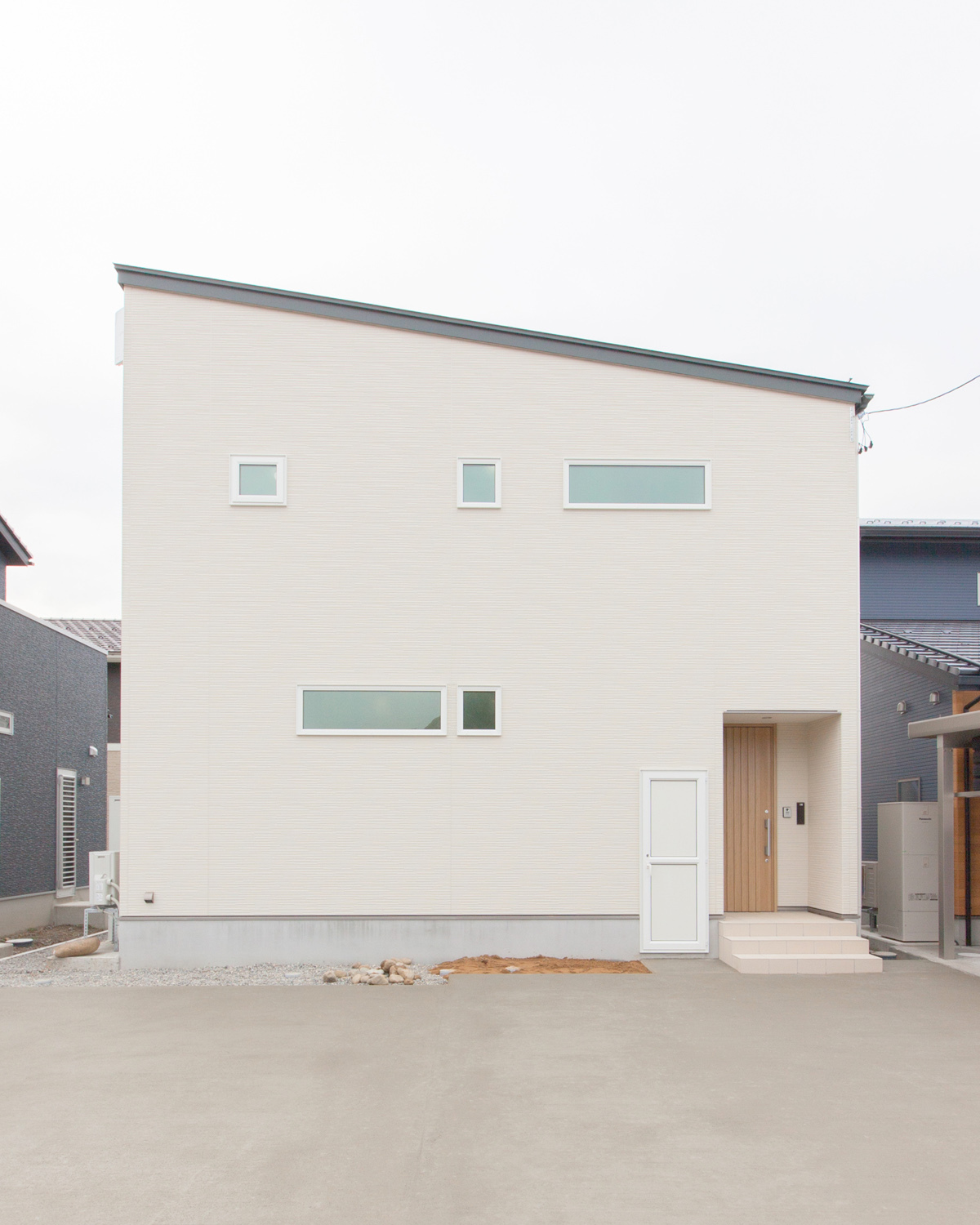 奥様のこだわりが詰まった仕切りキッチンのあるお家